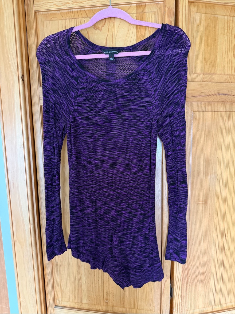 Rock & Republic Purple & Black Long Sleeve Scoop Neck Top